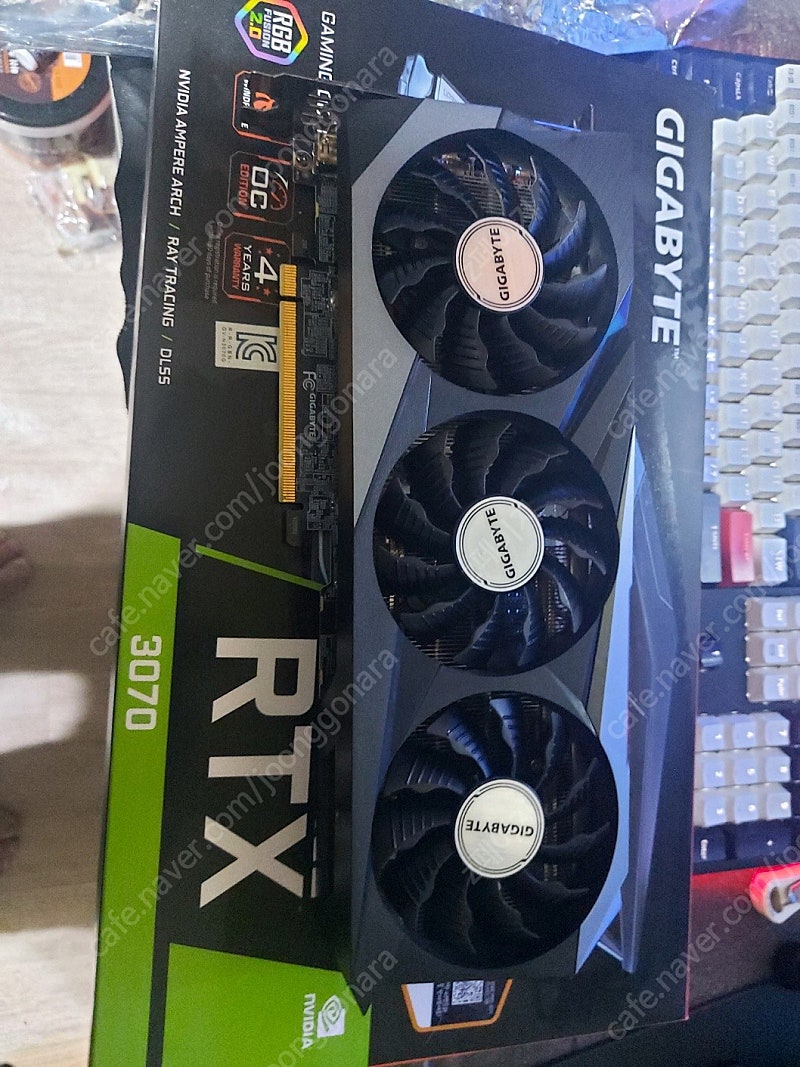 GIGABYTE 지포스 RTX 3070 GAMING OC D6 8GB AS남음