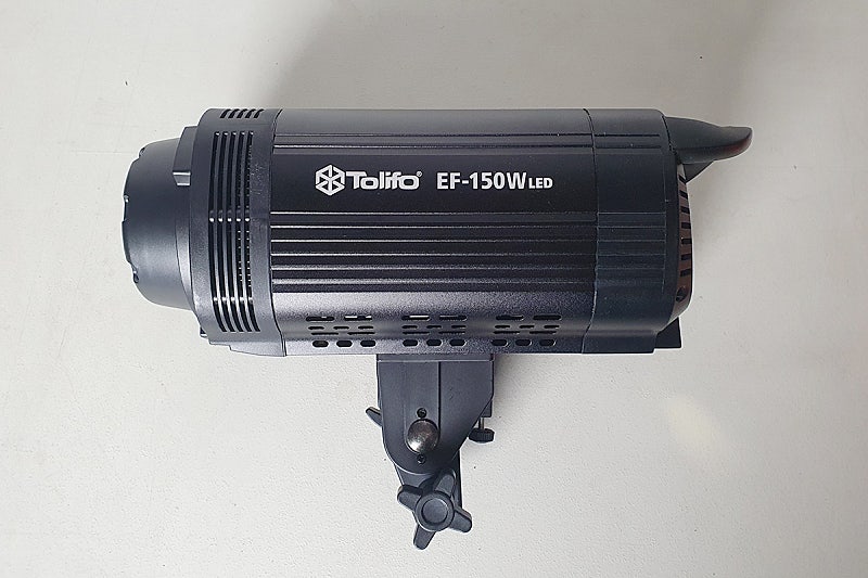 가성비 LED 조명 = TOLIFO EF-150W