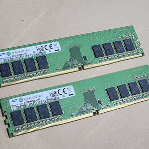 삼성 DDR4 8GB 2개