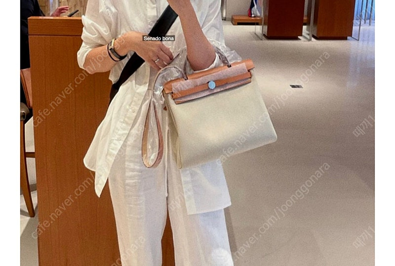 (새상품) 급매 에르메스 에르백 31 바닐라 금장 미개봉--1