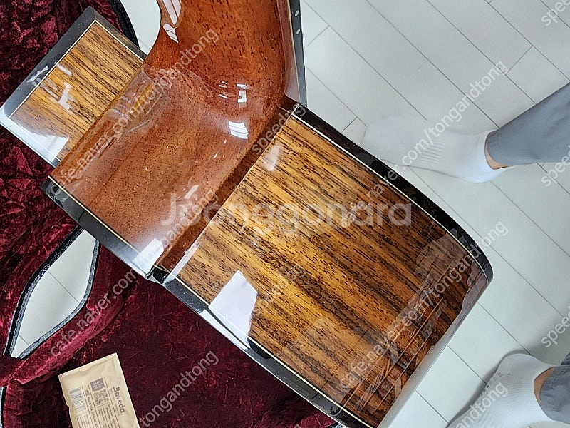 젬므 루시어 통기타 (캐나다 루시어) 250만원--5