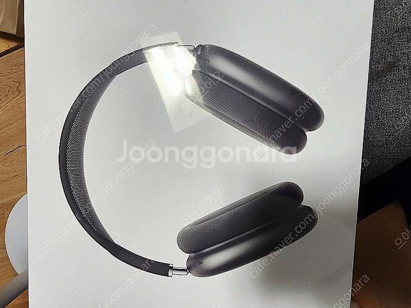 에어팟맥스 스페이스 그레이 미개봉 판매합니다--0