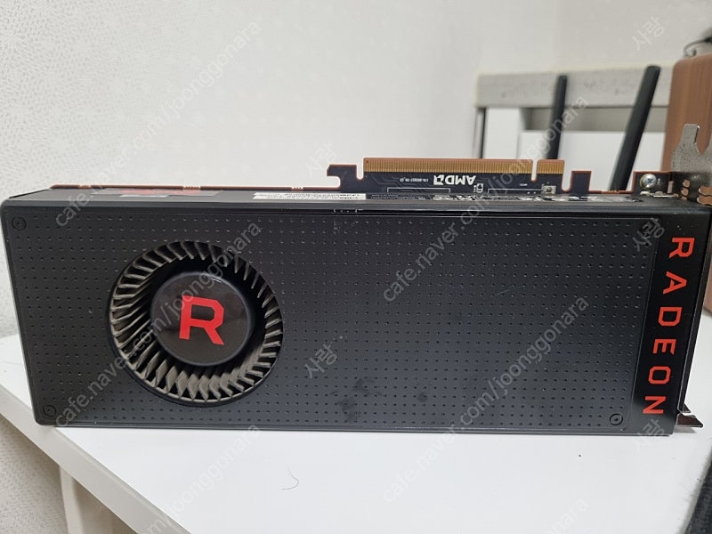 라데온 VEGA64 그래픽카드 팔아요