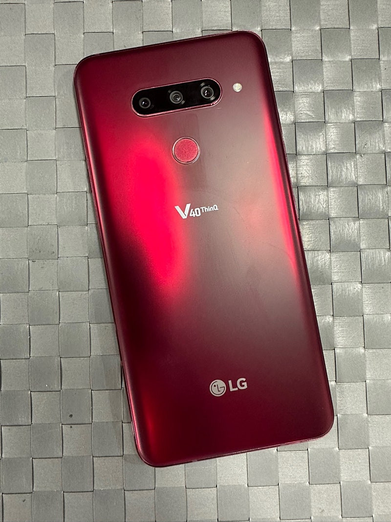 LG V40 128기가 레드 초미세파손 기능정상 5만원 판매해요