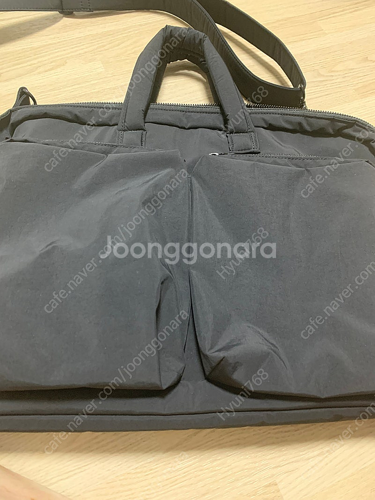 마지언타이틀 에이엠케이스 03 블랙 색상 판매합니다--2