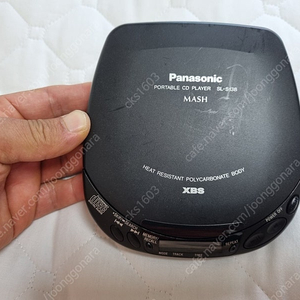 PANASONIC 워크맨 CDP SL-S138 블랙색상 정상작동품 판매합니다.
