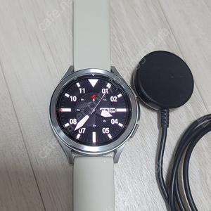 삼성 갤 워치4 클래식 46mm 팝니다