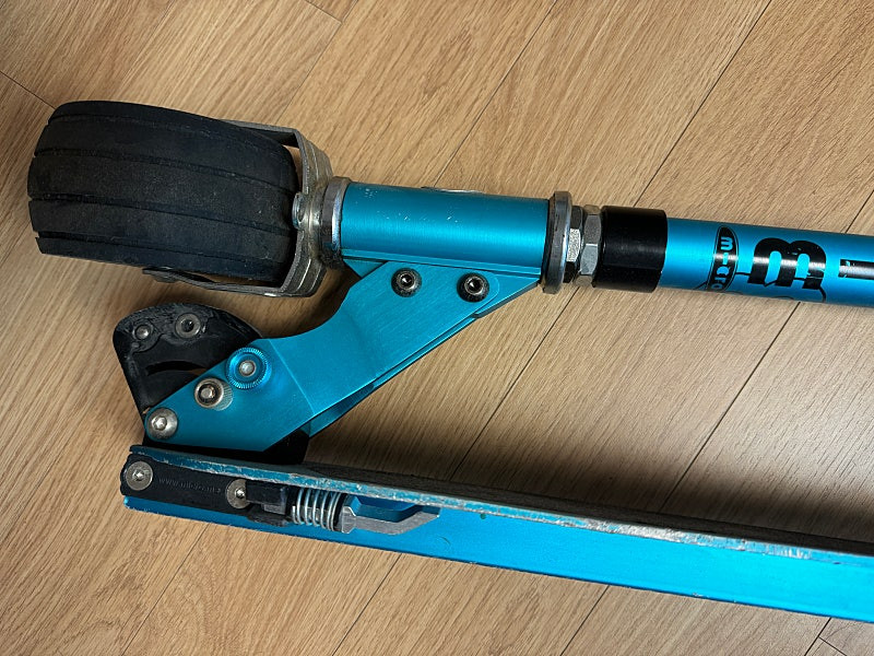 마이크로 킥보드 로켓 75000--2