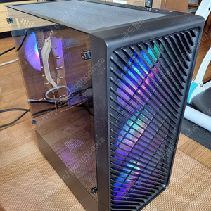 컴퓨터 본체, i7-9700k, Z390, RAM 32G, M.2 256G, HDD 3TB, 시소닉... 개인판매 입니다.