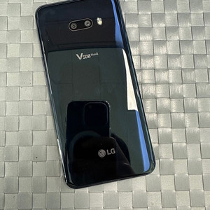 (SKT)LG V50S 256기가 블랙 20년 2월개통 미세잔상 11만원 판매해요