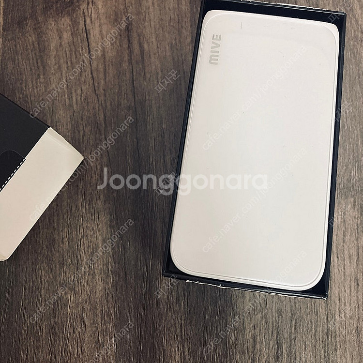 스타일폴더 화이트 새폰급 s급! 풀박스 10만원 판매합...--0
