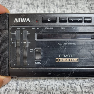 AIWA 워크맨 HS PX20 블랙색상 정크기기 판매합니다.