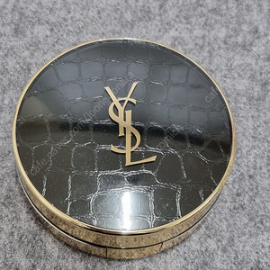 한정판 YSL 입생로랑 쿠션 케이스 클러치 에디션