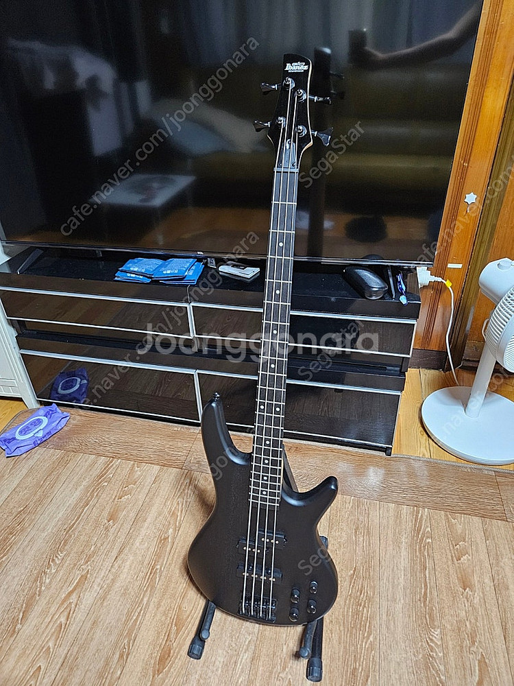 Ibanez gsr200b weathered black...--0