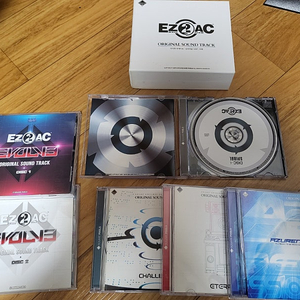 EZ2AC 텀블벅 CD 판매합니다! (EC 버전 / 이볼브 버전) 일괄!