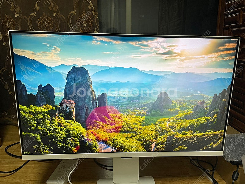 lg 마이뷰 32sr83u 4k 스마트 모니터 팝니다--0