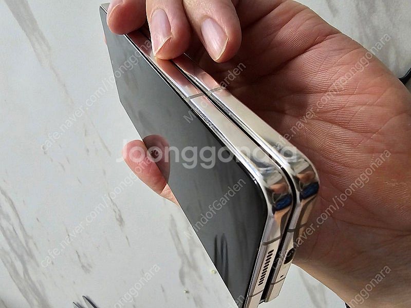 갤럭시 폴드4 베이지 512GB 올갈이 민트급 컨디션--2