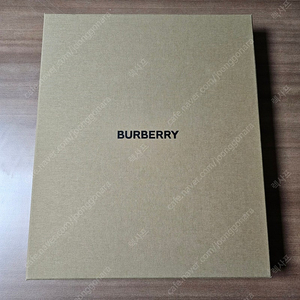 버버리 burberry assouline 커피테이블북 팝니다.