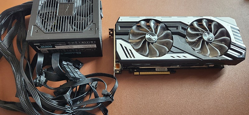 RTX2070super + 정격600w 파워 일괄 판매. 26만원.