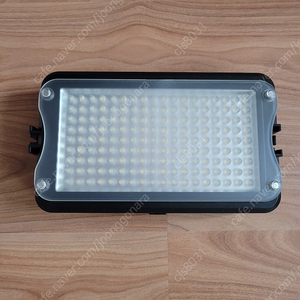 LED Light LL-162 비디오 조명 ㅡ3만원에 팝니다.