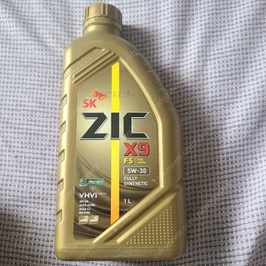 zic x9 5w30 엔진오일 1L 팝니다