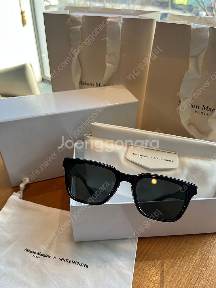 젠틀몬스터마르지엘라 콜라보 선글라스 mm110 블랙--1