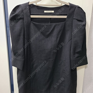 비뮤즈맨션 Square neck puff blouse - Black