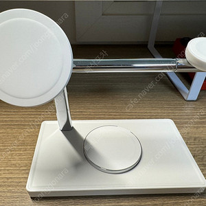 아트뮤 3in1 애플 MFM 맥세이프 충전기 MC 410 제품 팝니다.