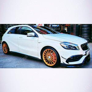 W176 A45amg 19인치 순정 판매합니다.