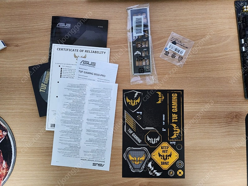 asus b550 tuf pro 팝니다.--1