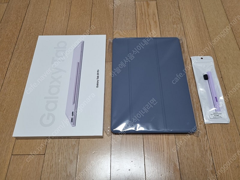 갤럭시탭 S9 FE 플러스 128기가 라벤더 색상 판매합니다.