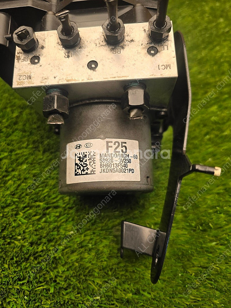 그랜져HG ABS모듈 58920-3V250 / 5892...--1