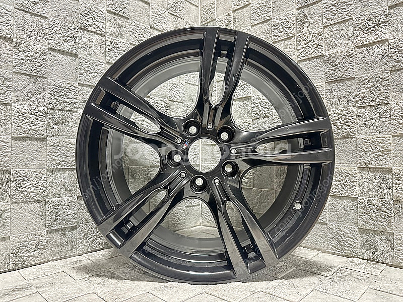 (판매)BMW F바디 400M 18인치 순정휠 고스트크...--0