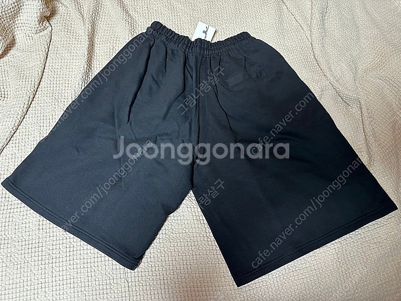 본투윈 반바지 상의 여러개팝니다.--3