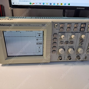 Tektronix TDS 1012, Tektronix AFG310 오실로스코프, 함수발생기