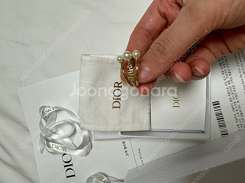 디올 진주 반지 가격다운 45만--2