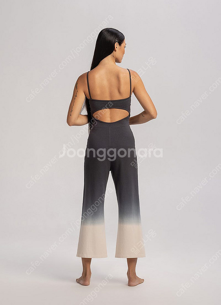 부디무드라 Cut-out bootcut jumpsuit...--1