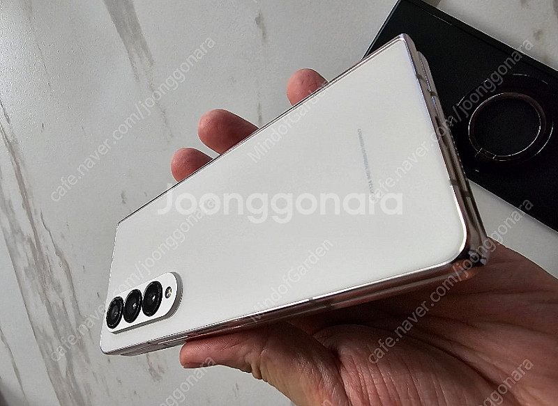 갤럭시 폴드4 베이지 512GB 올갈이 민트급 컨디션--0