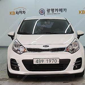 기아더 뉴 프라이드 5DR 1.6 GDI 럭셔리중고차 할부 리스 카드 저신용자 전액할부 가능합니다