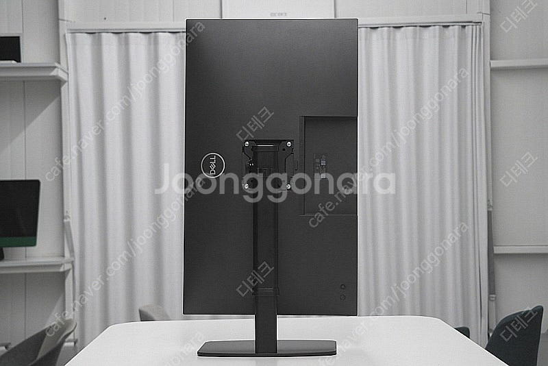 DELL 델 P3223QE 4K 팝니다.--1