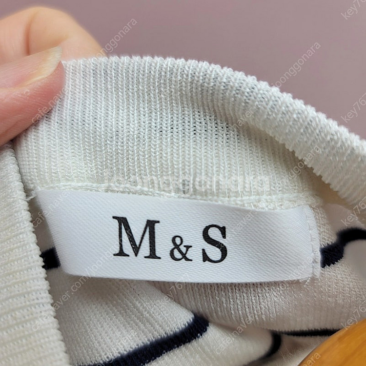 M&S 스트라이프 반크롭 니트티 15000--9