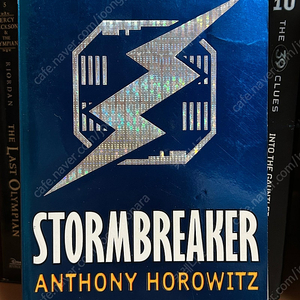 영어원서 | Stormbreaker by Anthony Horowitz | 앤터니 호로비츠의 [ 스톰브레이커 ]