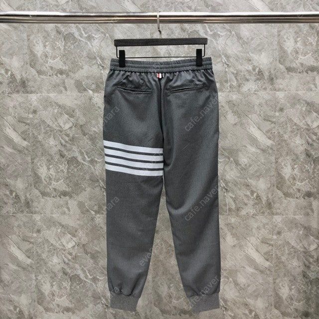 톰브라운 사선 남성 조거 팬츠 밴딩 바지 3칼라 이미지