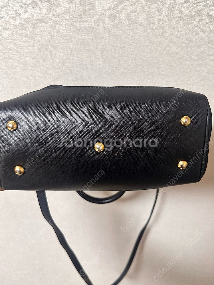 정품)페라가모 사피아노 트리밍 나일론 미니백--4