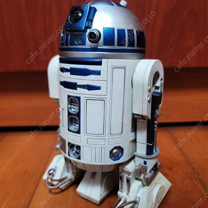 메디콤토이 스타워즈 R2D2 2.0버전
