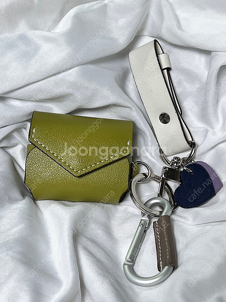 (S급)에어팟 프로2 애플케어+그리디파머스 가죽케이스--2