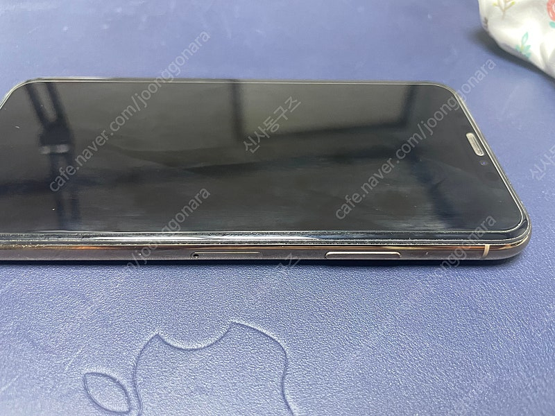 아이폰xs 256 골드--3