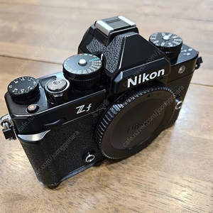 니콘 ZF 40mm SE 렌즈 킷