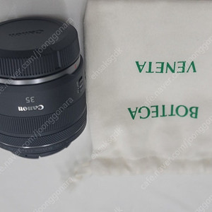 캐논 rf 35.8 is stm 렌즈 팝니다.