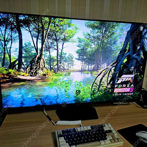 삼성 오디세이 Neo G7 S43CG700 43인치 4K 모니터 판매합니다.